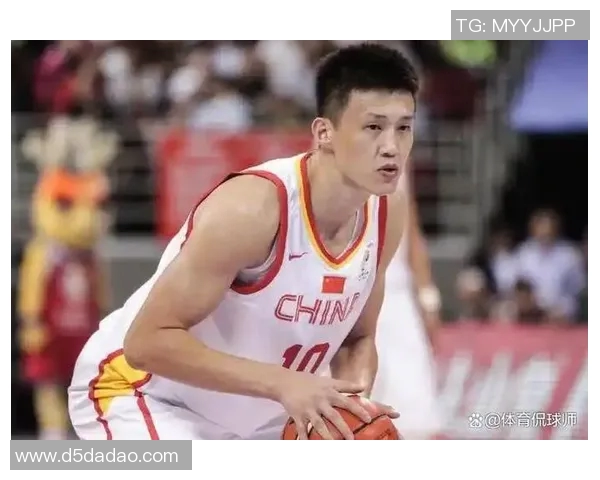 周鹏:从篮球场上的拼搏者到生活中的坚韧榜样