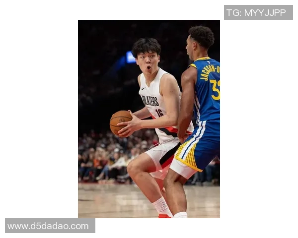 周琦在国际赛场上的崛起与挑战:从青涩新星到篮球巨星的成长之路